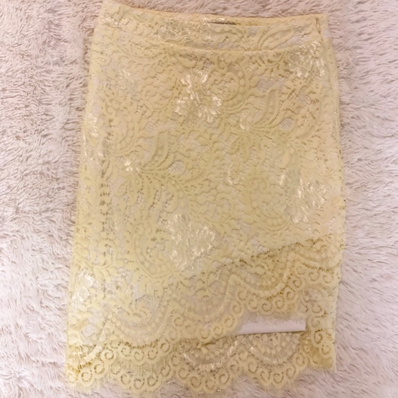 Tobi Yellow Lace Skirt - Picture 4 of 5